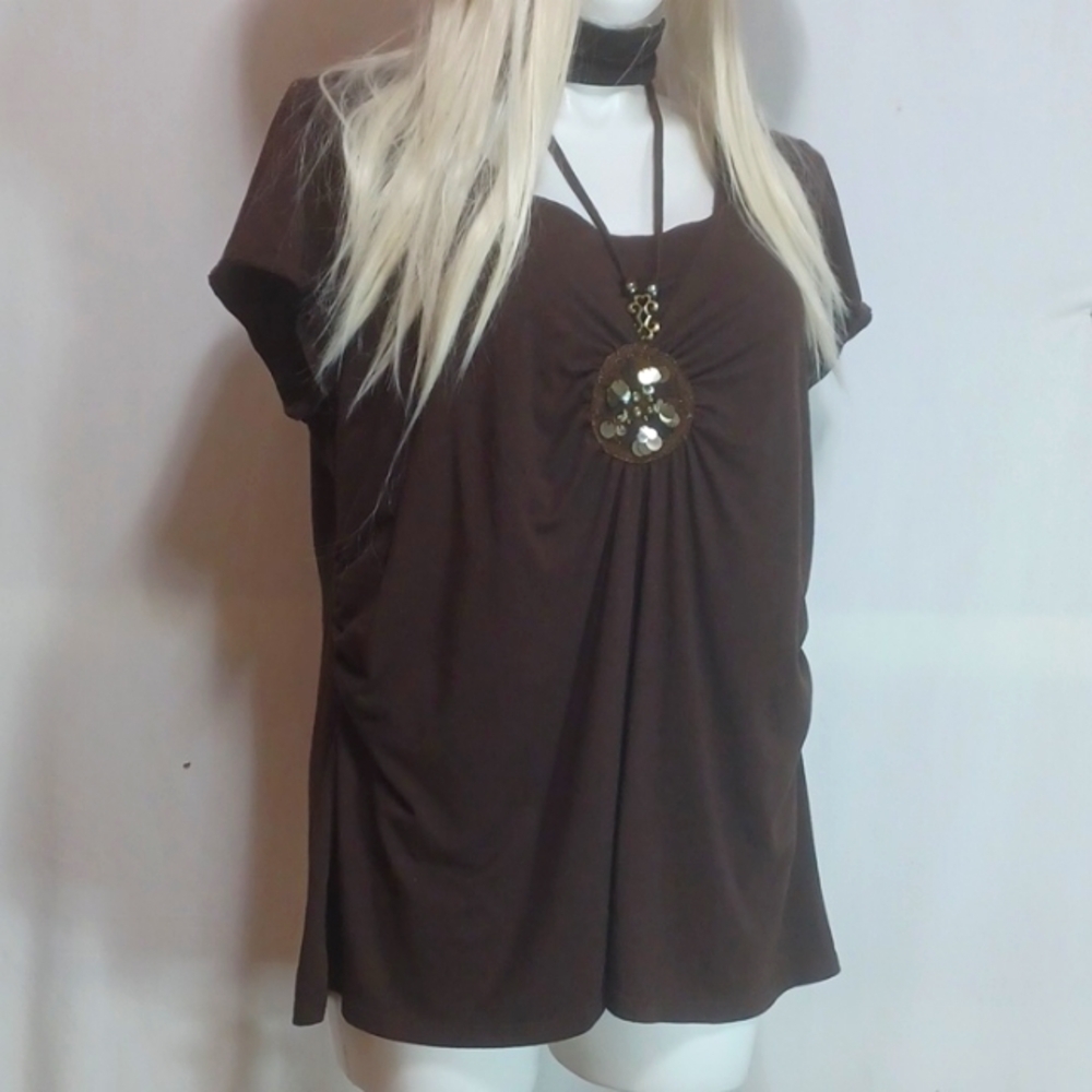 Cato womens top size 22 24W IN A BEAUTIFUL brown great design